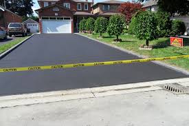 Best Driveway Snow Removal Preparation  in Cloverdale, VA